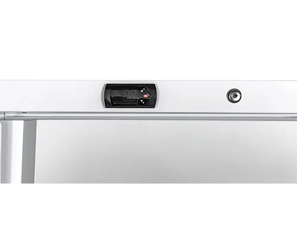 Vitlife Commercial VBF600VW 30-1/2" 1-Solid Door Reach-In Freezer, Bottom Mount, 18 cu. ft.