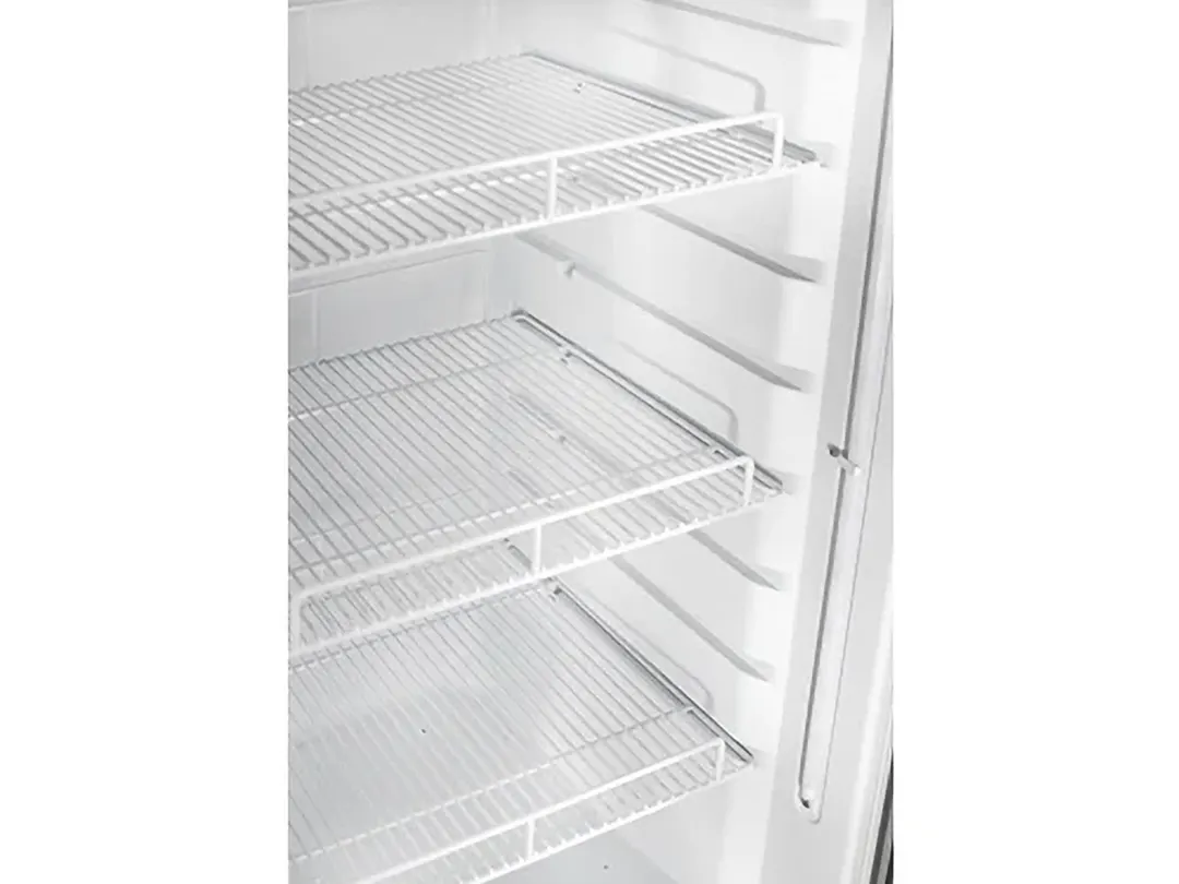 Vitlife Commercial VSC188VCW 20" 1-Glass Door Small Merchandiser Refrigerator, 6,4 cu. ft.