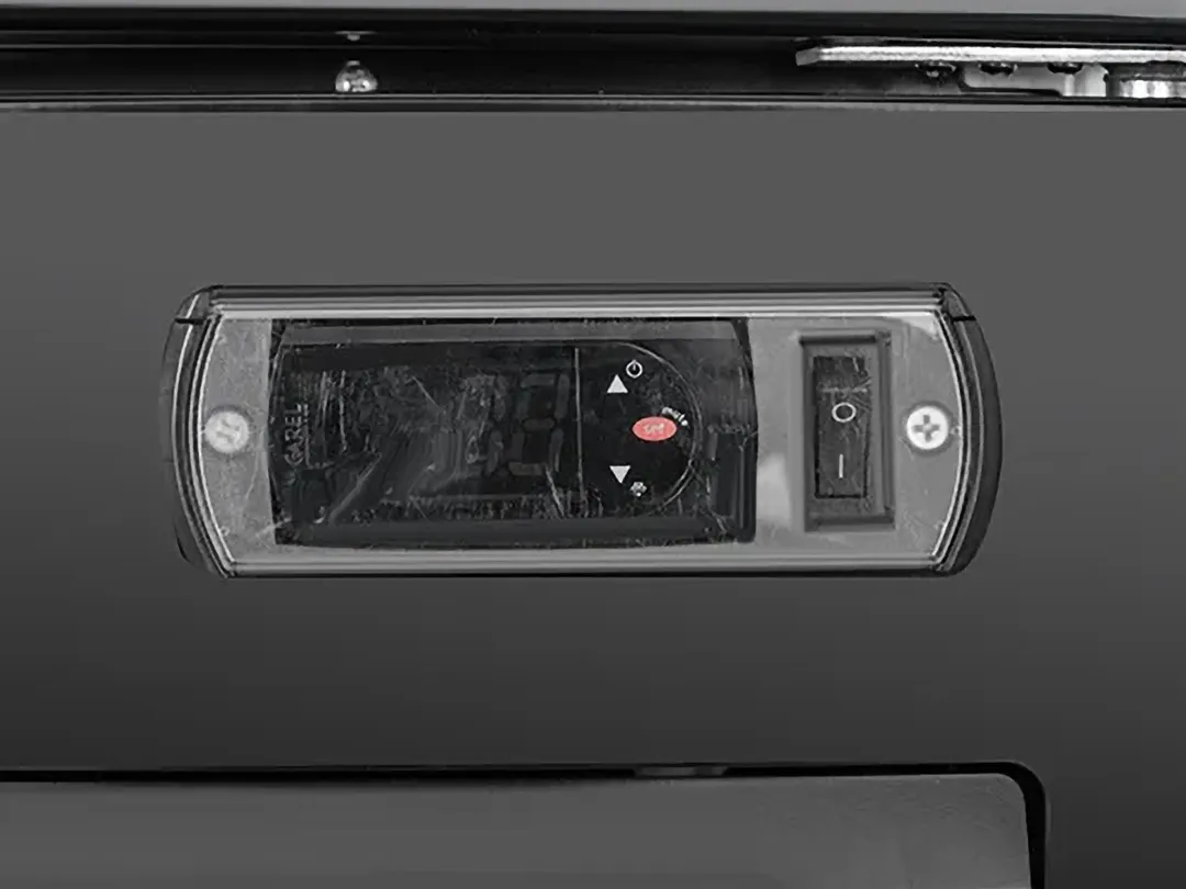 Vitlife Commercial VSC798VTW 40" 2-Glass Door Merchandiser Refrigerator, 26.5 cu. ft.