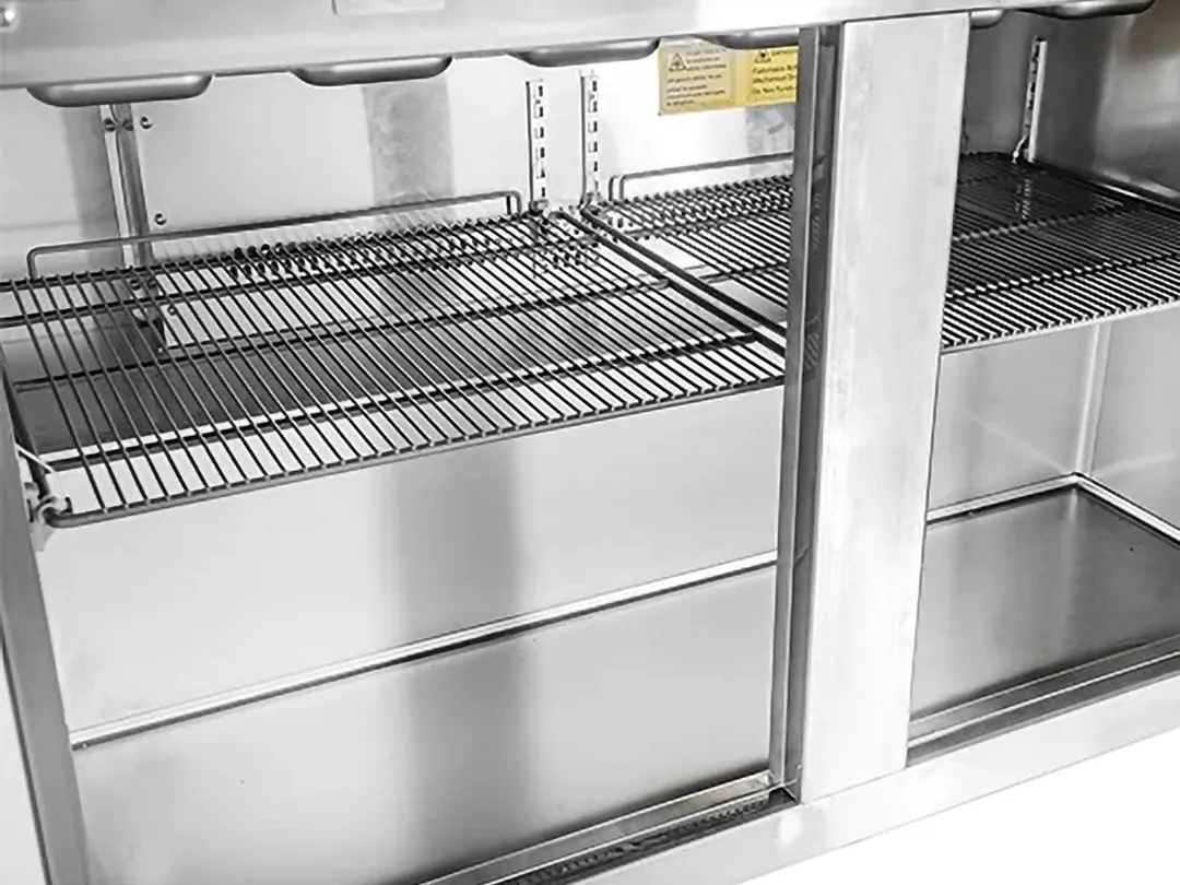 Vitlife Commercial VSP72M 72" Refrigerated Mega Top Sandwich / Salad Unit w/ 3 Door, 21.2 cu. ft.