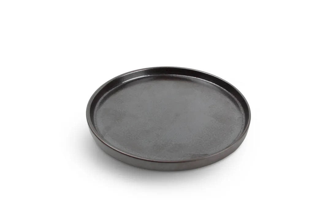 Chic 5314761 Coupe Plate – 9.5" Round Porcelain Plate, Verso Black, Microwave & Oven Safe