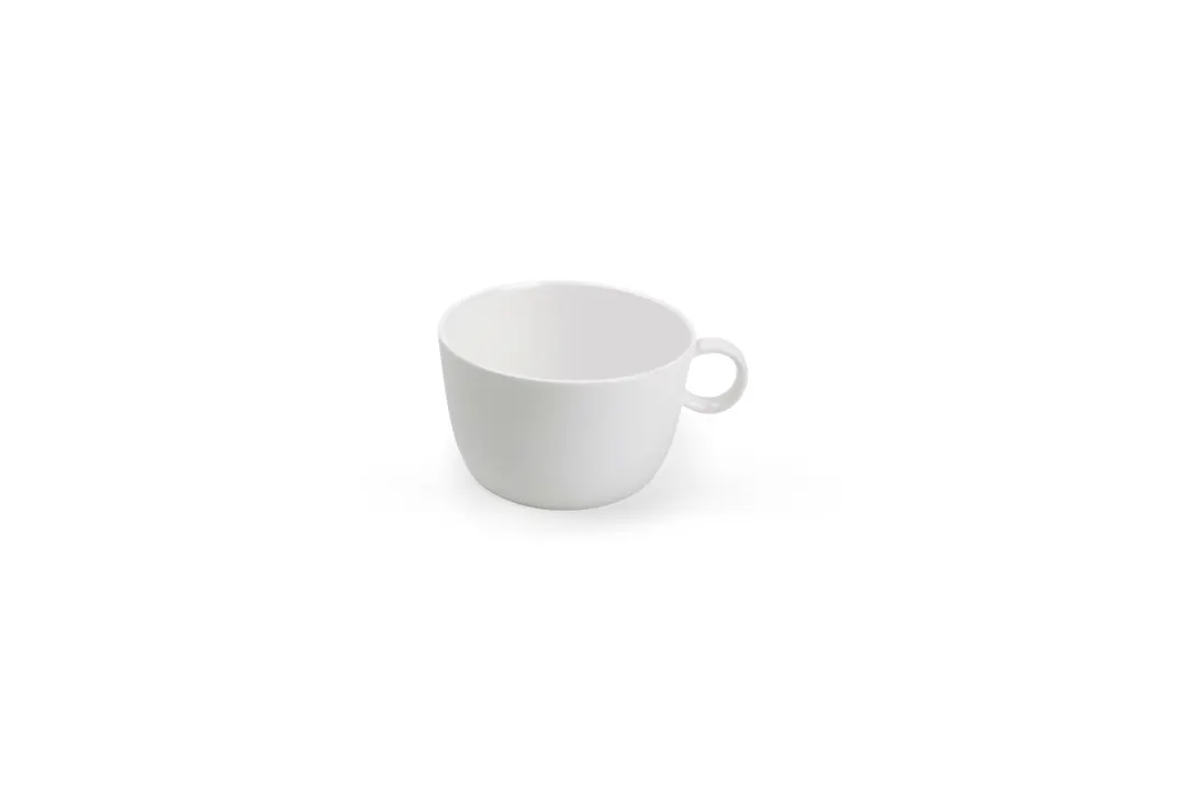 Chic 5314781 - 4.8" White Porcelain Cup, 10oz, Perla Finish, Dishwasher, Microwave Oven Safe