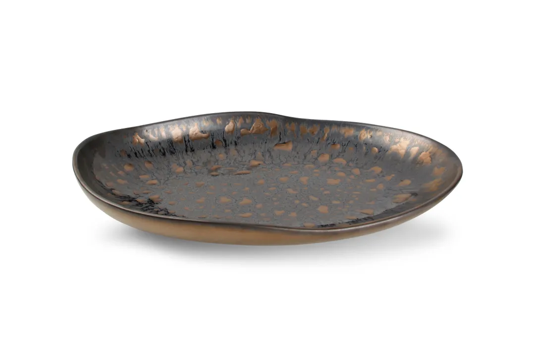 Chic 5314853 Deep Rim Porcelain Plate, 13.8" Diameter, 43.96 oz Capacity, Black with Gold Finish