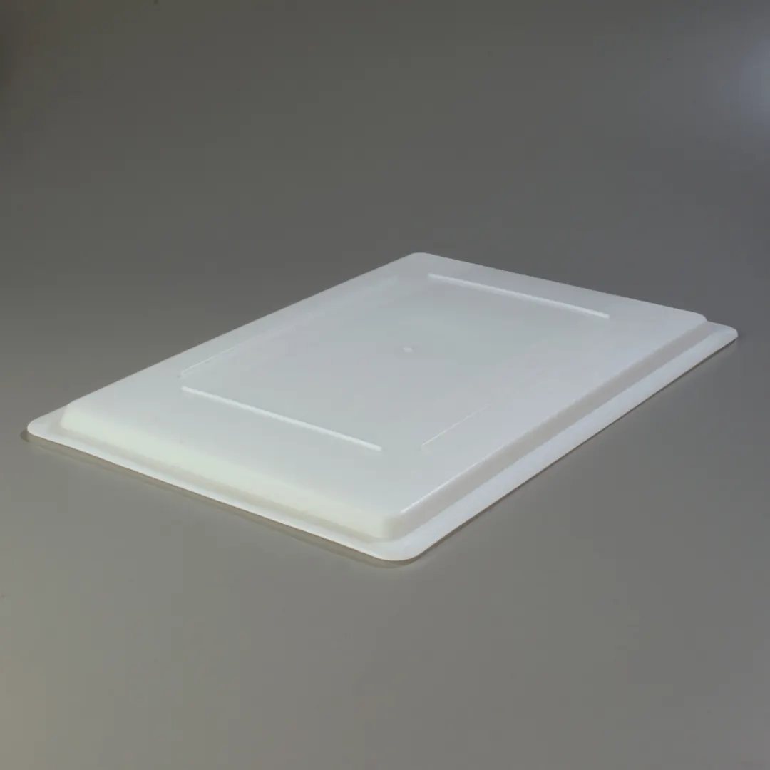 Carlisle 1064702 StorPlus Storage Lid, 26"L x 18"W White Polyethylene, Lock‑Tight, Stackable - 1/Each
