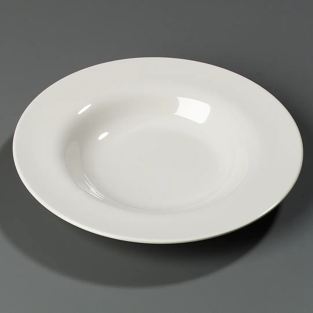 Carlisle 3303042 Sierrus™ Bowl, 12" Diameter, 20‑23 oz Bone Melamine, Dishwasher Safe, Elevated Foot