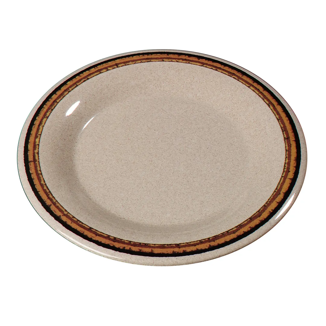 Carlisle 43013908 Plastic Dinner Plate, 9" Wide Rim, Melamine Sierra Sand, BPA‑Free - 1/Each