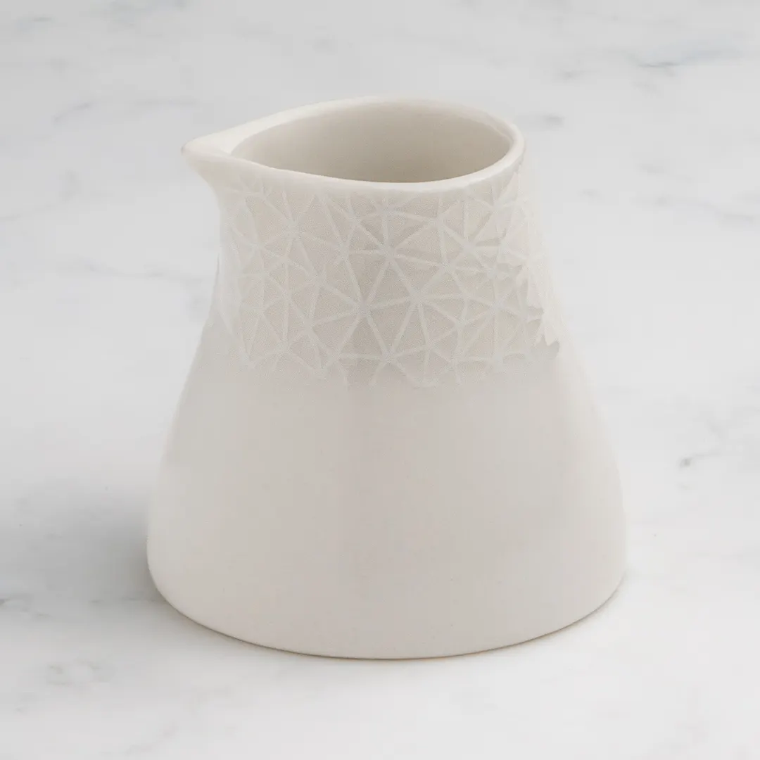 Ariane Porcelain ALGARN11Q065005 Creamer Pitcher, 1 2/3 Oz Porcelain, No Handle - 12/Case