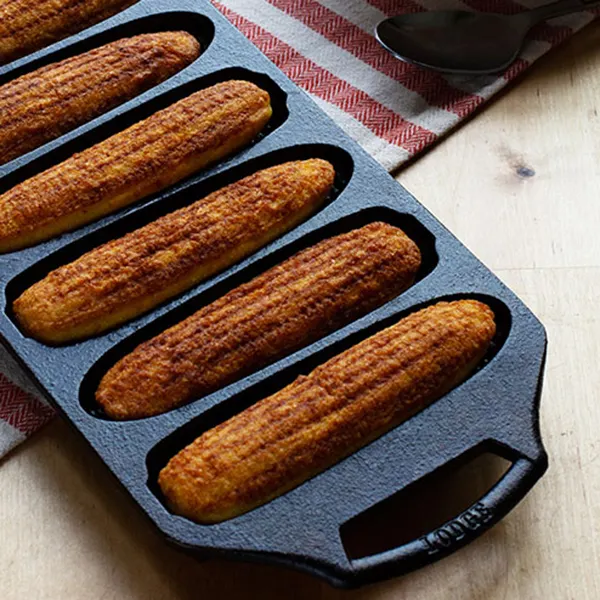 Lodge BW6CRN Cast Iron Corn Stick Pan – 6 Impressions, Handles, Stove‑Top Safe, Made in USA