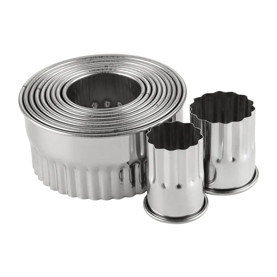 CAC China B10CT-11F 11-Piece Cookie Pastry Cutter Set, Fluted Round, 2"H - Set
