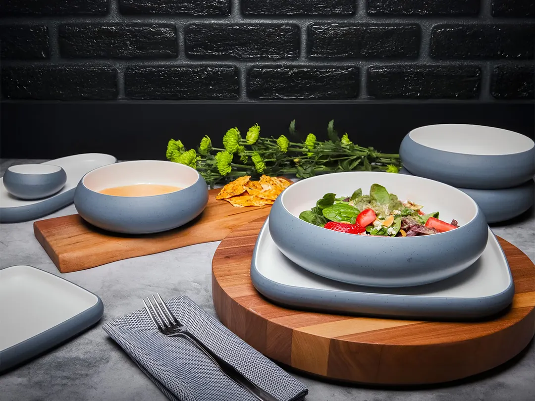 GET 21280-TOH/BL Cheforward Hatch Platter, 16.1"L x 10.1"W x 1"H, Oblong, Two-Tone Honey/Bluejay