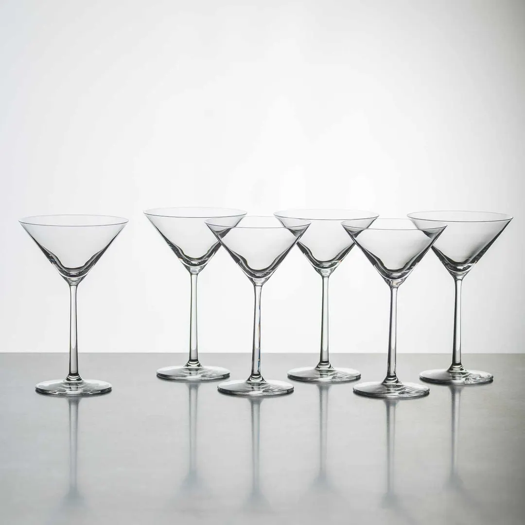 Korin GL-D110-PK - Lead‑Free Crystal Martini Glass 7.1" Tall, 7 oz (230 ml), Pink - 1/Pack