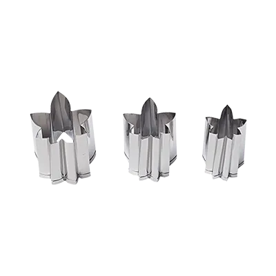 Korin TK-611-MOMIJI 3-Piece SS Leaf Cutter Set Small 1-1/4"×1"×2" Medium Large 2"×2"×2"