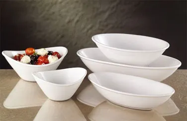Libbey INF-350 Oval Porcelain Bowl, 28 oz (10" x 5½"), Bright White, General Use - 12/Case