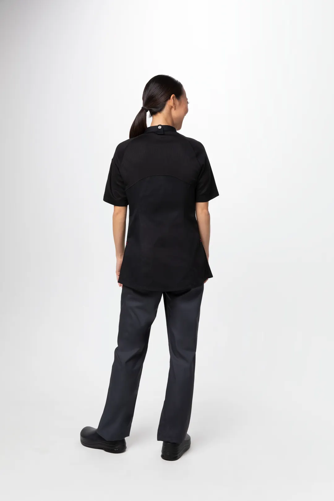 Chef Works CBZ03W-BLK-3XL Women’s Varkala Chef Coat, Short Sleeve, Offset Zip Snap Collar, Side Mesh Slits, Left Pocket, Pen Pocket, Apron Tab, 62/38 PolyCotton, Polyester Mesh, Black, 3XL