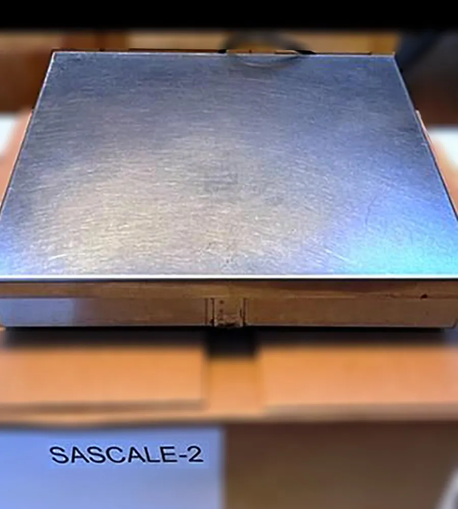 Hobart SASCALE-2 Remote Food Packaging Scale, 30 lb Capacity, Cable Included, Food Prep Equipment Part