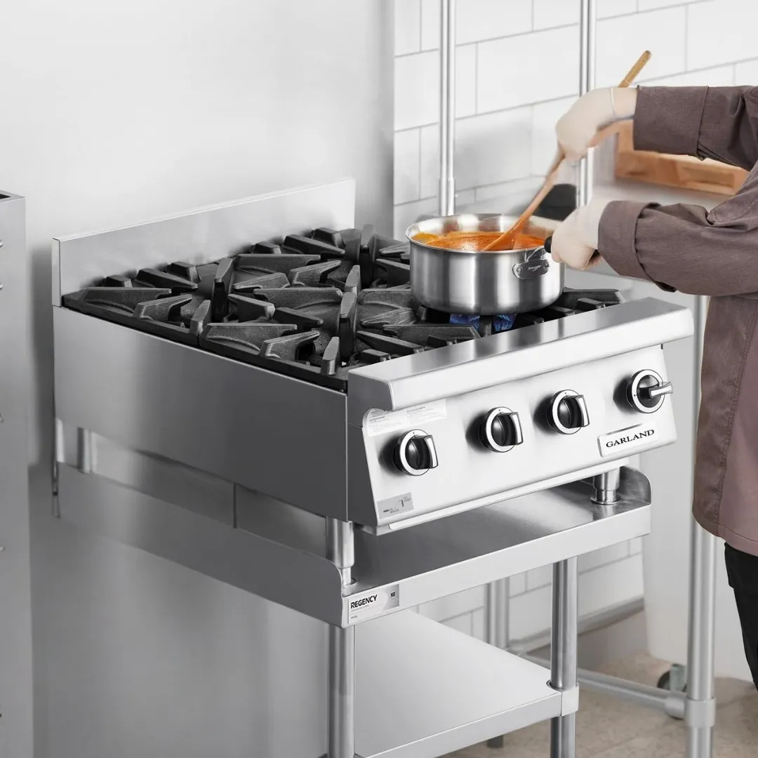 Garland US Range GTOG24-4 24" Countertop Heavy Duty Gas Hotplate with (4) Burners, 120.000 BTU
