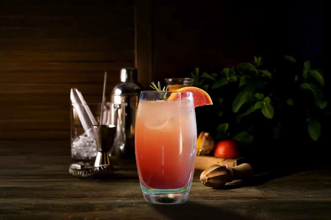 LAV HORECA ASP351 Aspen Long Drink Glass, 17.25 oz (5.75" H x 2.63" R Ø), Soda Lime Glass, 12/Case