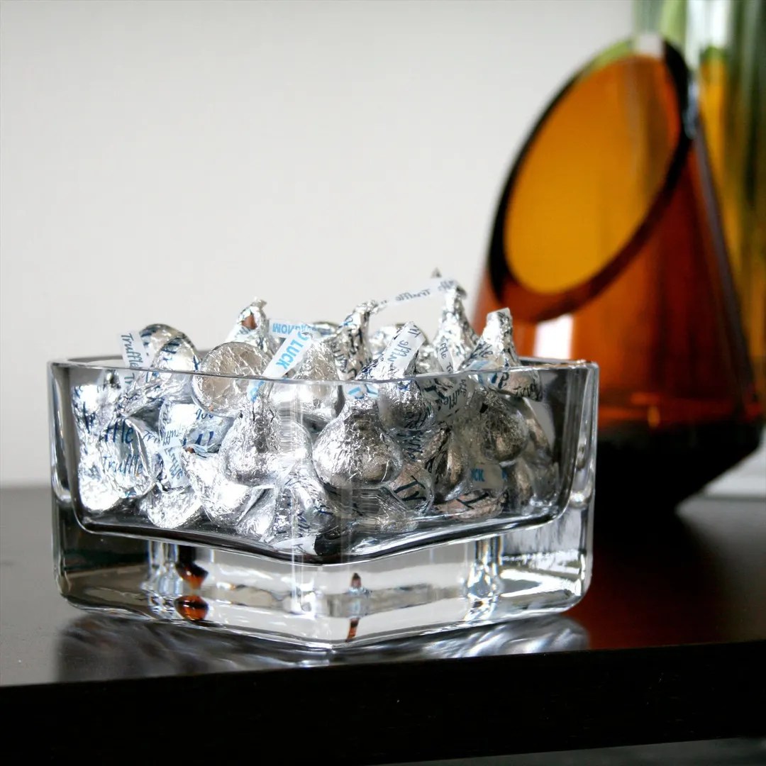 Turgla 16847 Decorative Senses Square Glass Serving Bowl, 4" x 2" H, 9 oz Capacity, Clear Finish