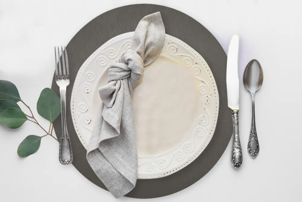 Davanti Frieling Mattola Placemats 80004 - Round 15" Placemat, Gray, Anti‑Slip, Dishwasher Safe