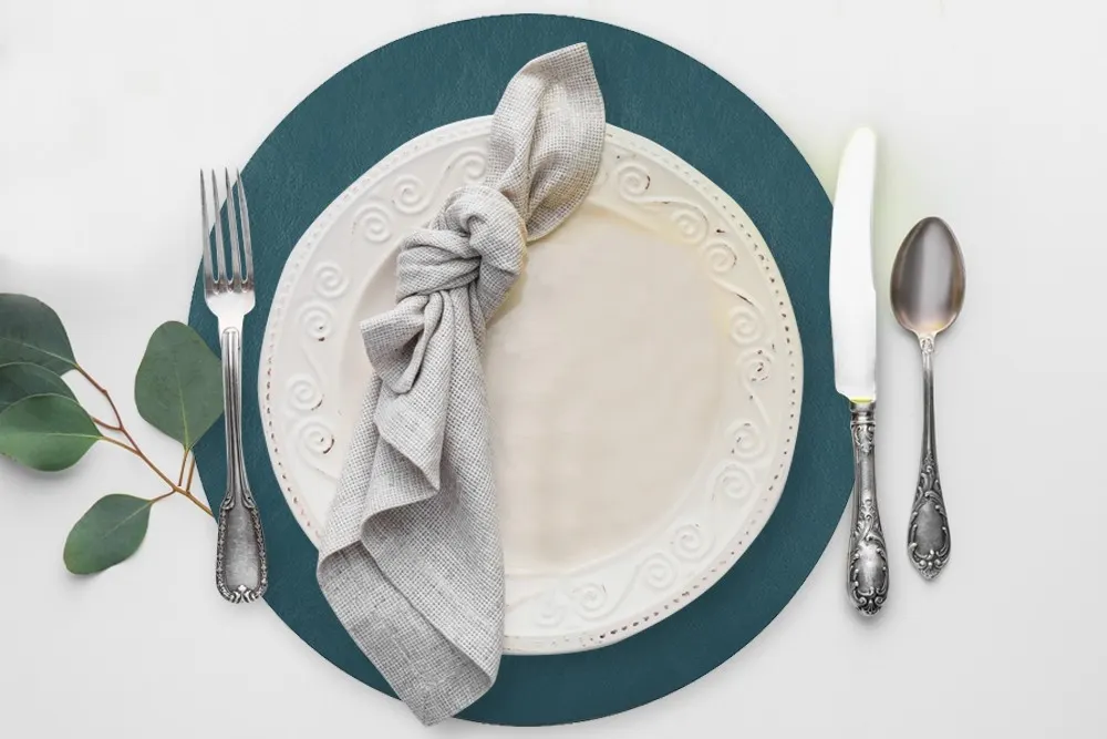 Davanti Mattola 80007 Placemats, 15" Diameter, Pine Green, Antimicrobial, Anti‑Slip, Dishwasher Safe