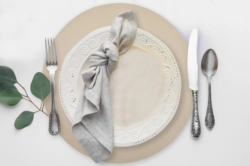 Davanti Frieling Mattola Placemats 80009 - Round 15" Vinyl Placemat Gray, Anti‑Slip, Dishwasher Safe