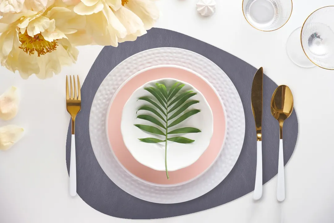 Davanti Frieling Mattola 80205 - Vinyl Placemat 18.5" x 15.3", Antimicrobial, Anti‑Slip - 1/Each