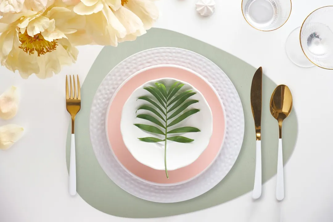 Davanti Frieling Mattola Placemats 80206 - Vinyl Placemat 18.5" x 15.3", Mint, Anti‑Slip - 1/Each