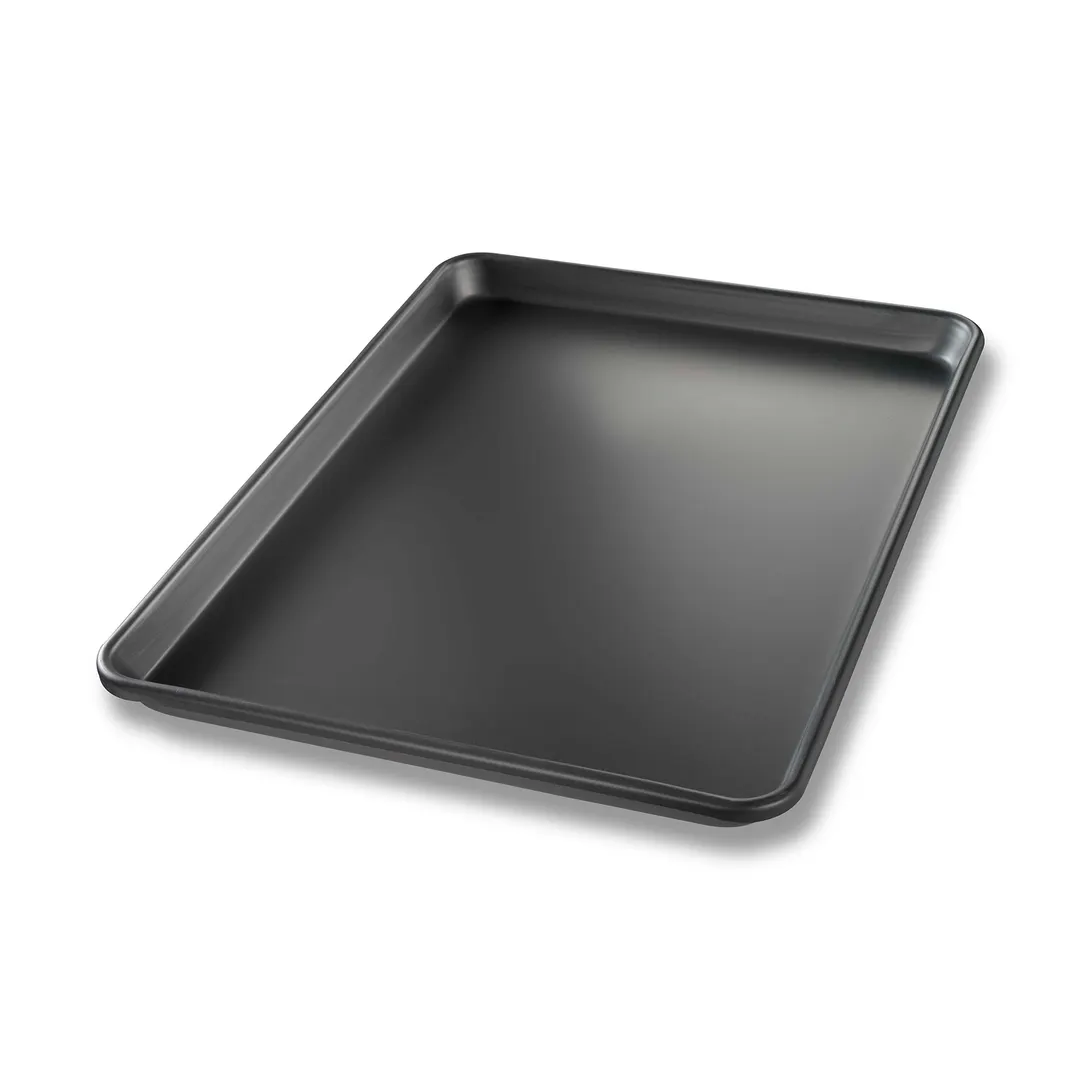 Chicago Metallic 40952 - 12-7/8" x 17-3/4" Half-Size Sheet Pan, 14ga Aluminum, Uncoated