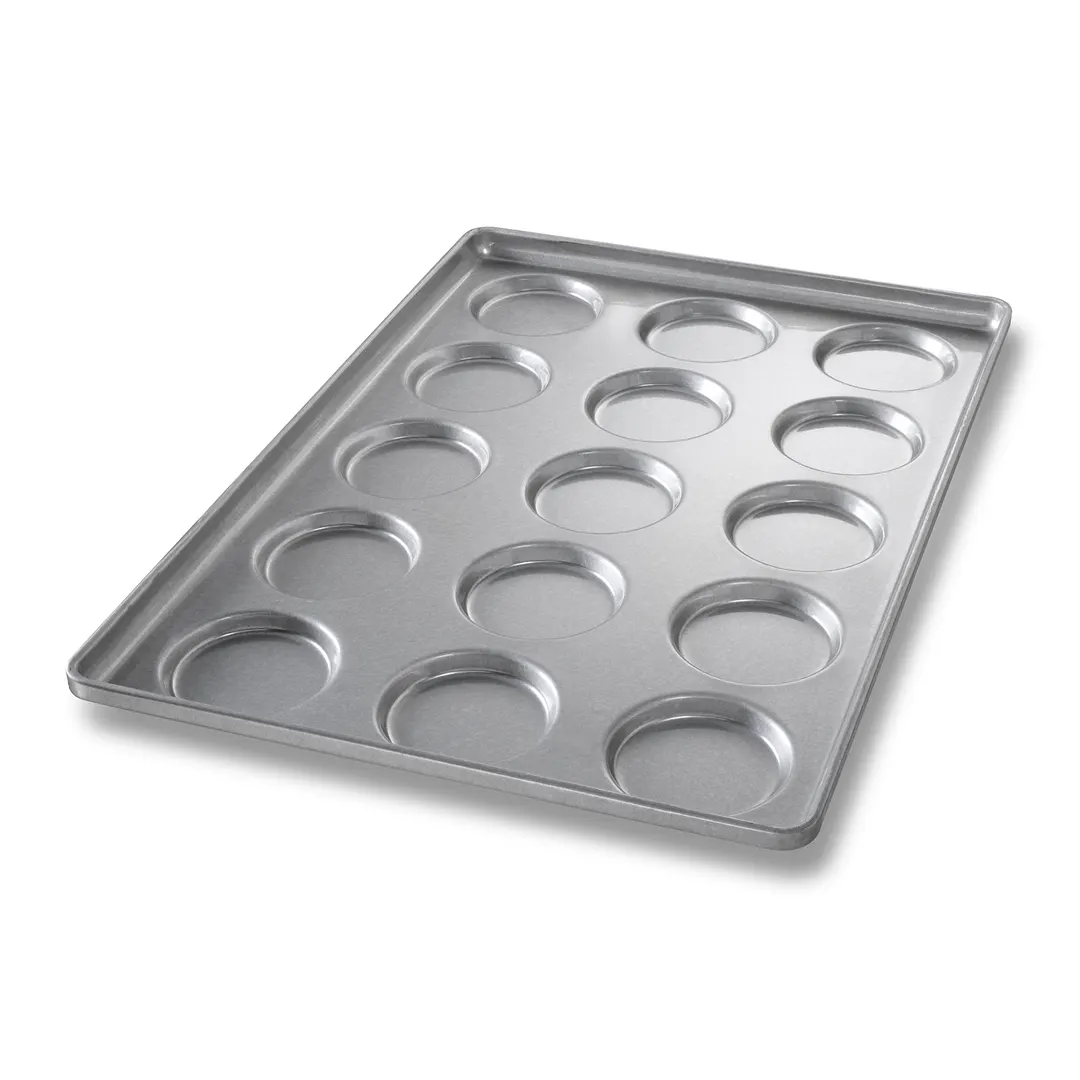 Chicago Metallic Bakeware 41002 Bun Pan, 15‑Cup 4‑1/8" Rounds, Steel, AMERICOAT® Silicone Glaze, USA