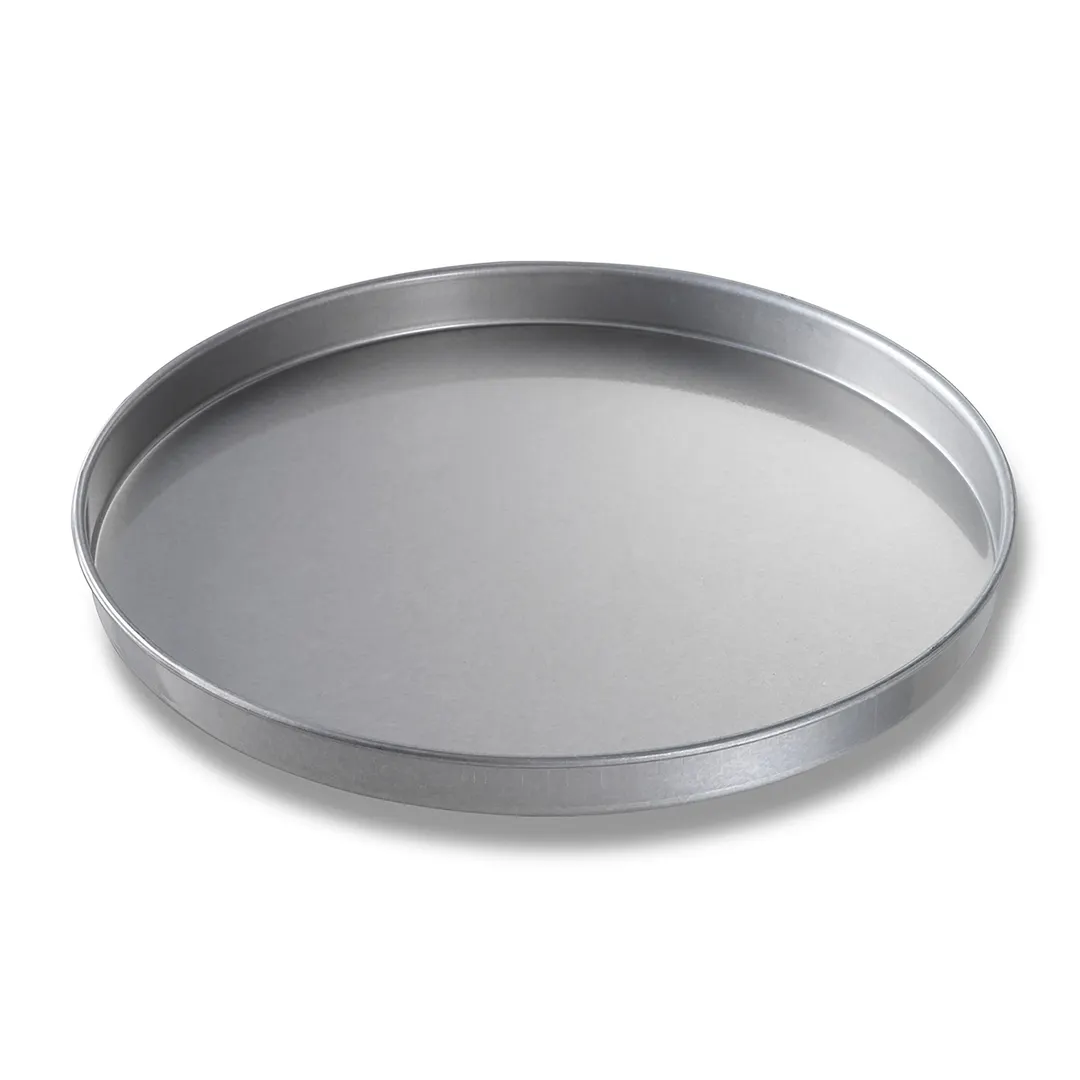 Chicago Metallic 41405 - 14" Round Cake Pan, 1" Deep, 85.3 oz, Steel, AMERICOAT® Silicone Glaze, USA