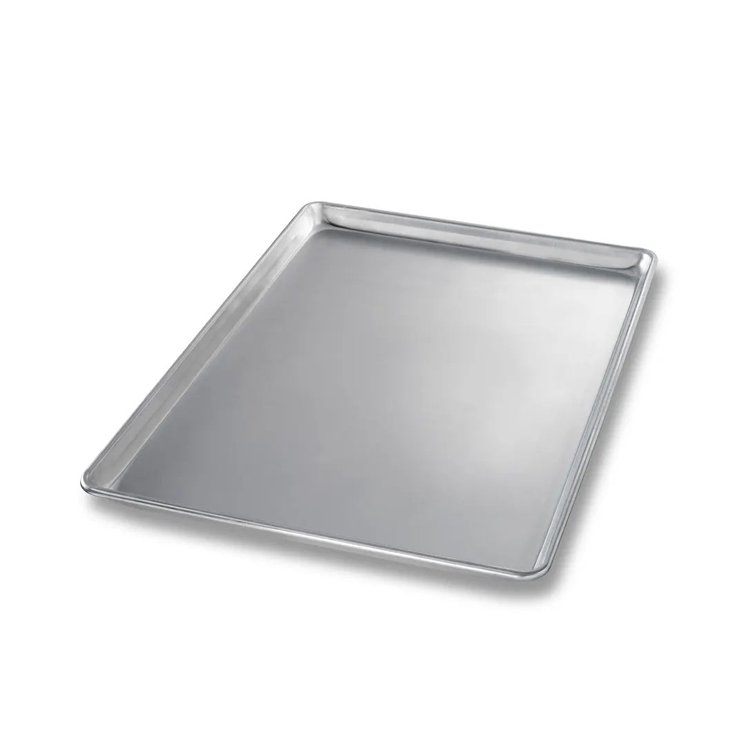 Chicago Metallic Bakeware 41500 Pan – 15"‑13/16 x 21"‑13/16 x 1" 18‑Gauge Aluminum ¾ Size