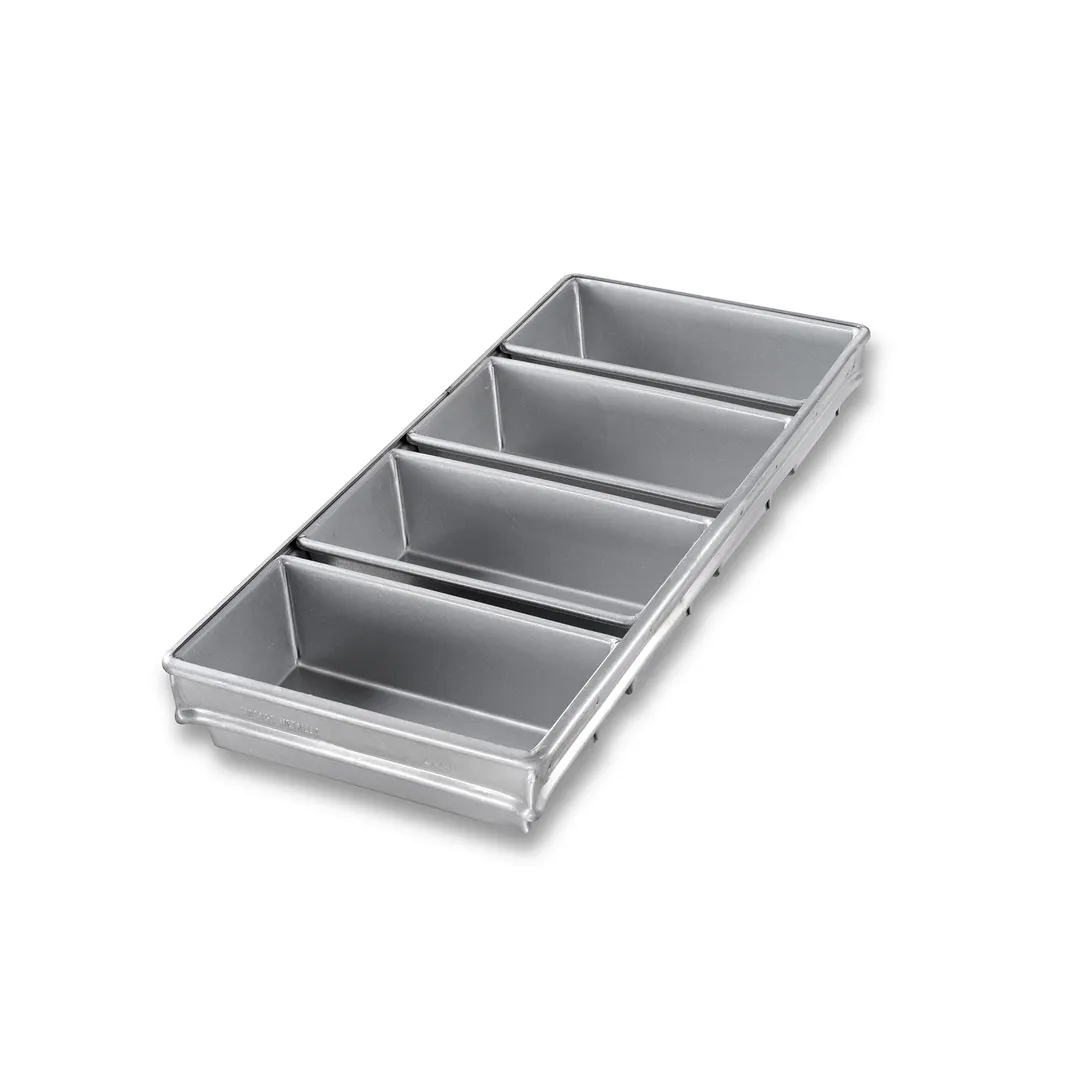 Chicago Metallic Bakeware 44065 - 4‑Compartment Pullman Bread Pan Set, Aluminized Steel, 4/Set