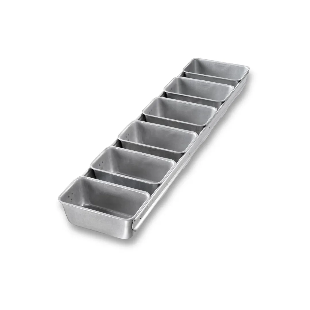 Chicago Metallic Bakeware 46925 - 6‑Pan Bread Set, 6”x25‑7/8”, 26‑Gauge Aluminized Steel, 6/Set