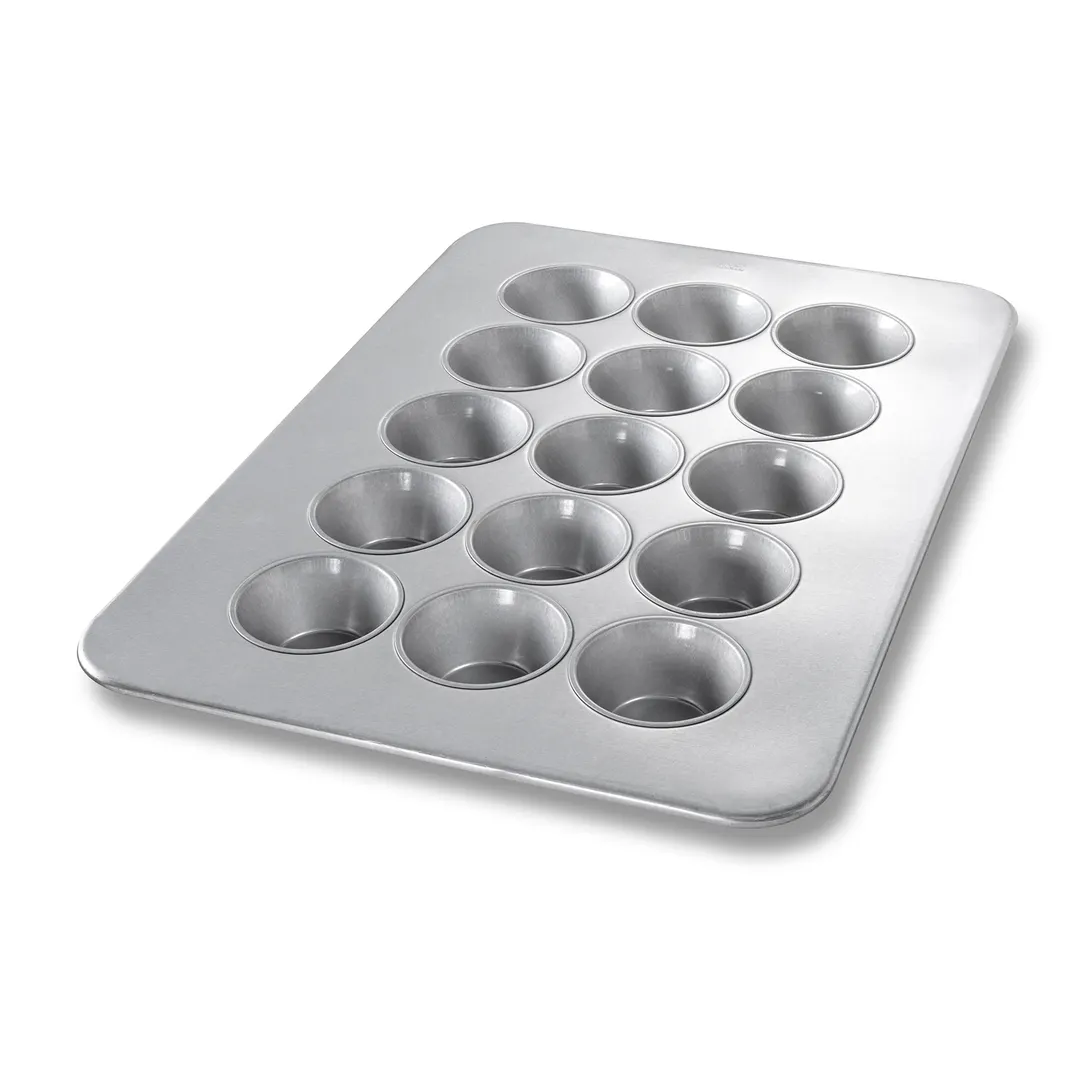 Chicago Metallic Bakeware 47005 Muffin Pan