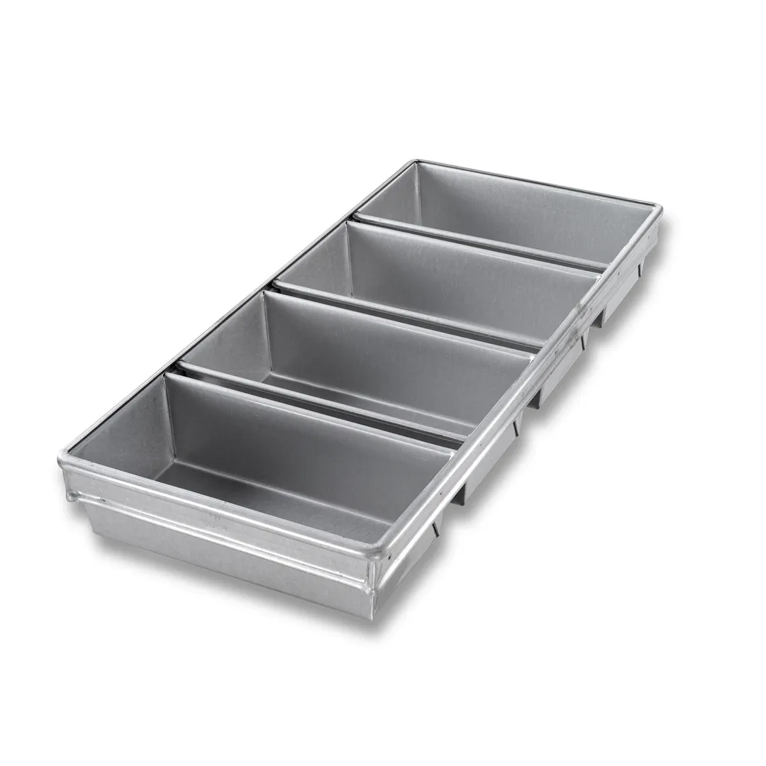 Chicago Metallic Bakeware 49145 4‑Pan Loaf Set, 10” x 5” 26‑Gauge Aluminized Steel, AMERICOAT® Glaze