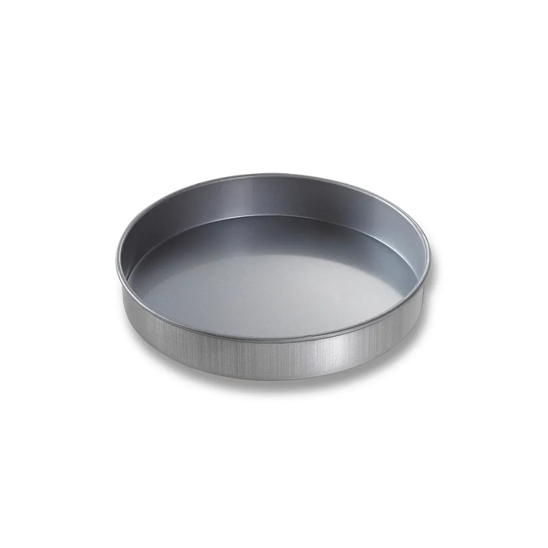 Chicago Metallic 49155 Cake Pan, 9" x 1-1/2" , 52.8 oz, Steel, AMERICOAT® Glaze, Non‑PFAS, Made in USA