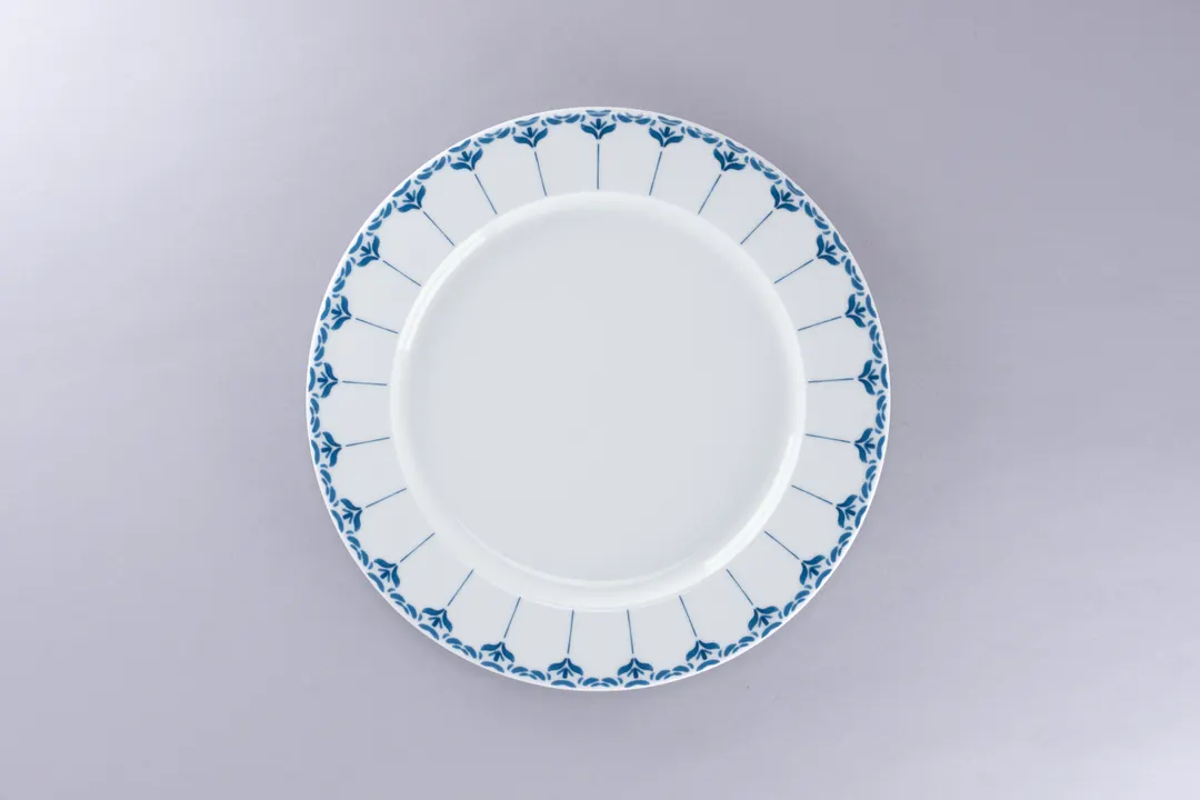 RAK Porcelain ASFP27D213 - 10.5" Round Flat‑Edge Porcelain Plate, Microwave Safe - 12/Case