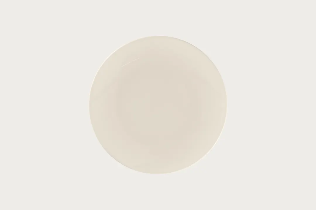 RAK Porcelain BCBVCP23 Bravura Coupe Plate, 9" Round Bone China, Coupe Rim - 12/Case