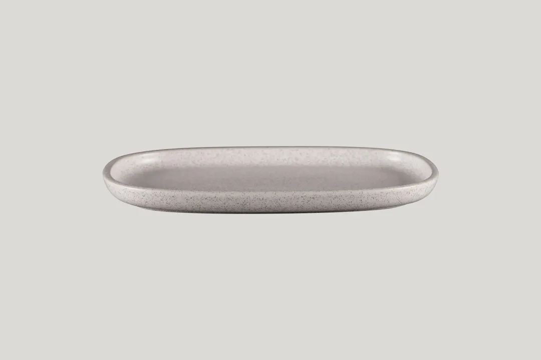 RAK Porcelain EAOP30CL Oval China Plate 7.85" Coupe Deep Rim Porcelain Oven Safe - 6/Case
