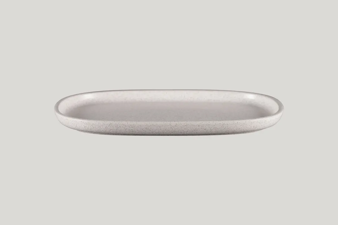 RAK Porcelain EAOP33CL Oval China Plate 13" Diameter Rim Fridge Oven Dishwasher Safe - 6/Case