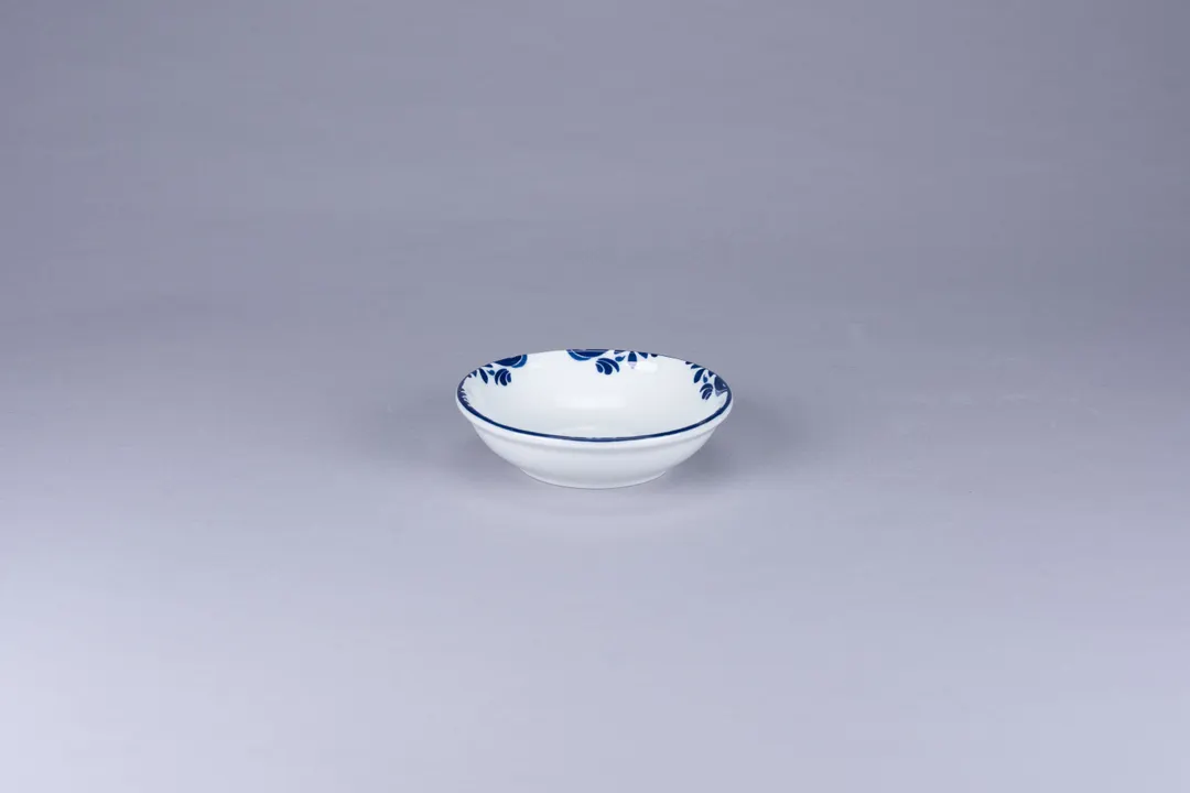 RAK Porcelain EZNBW10D213 Fruit Bowl, 4" Round Coupe, 3.5 oz, Porcelain, Dishwasher Safe - 12/Case