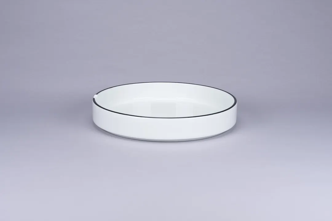 RAK Porcelain PLNODP23CD25147 - 33 oz Pasta Bowl, 9" Diameter, White with Black Rim - 1/Case