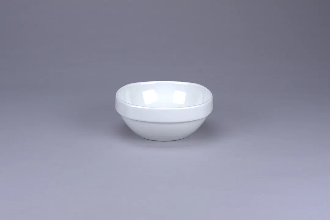 RAK Porcelain PLSKBWL40 - 5" White Porcelain Round Bowl, 13.6 oz Capacity, Stackable - 12/Case