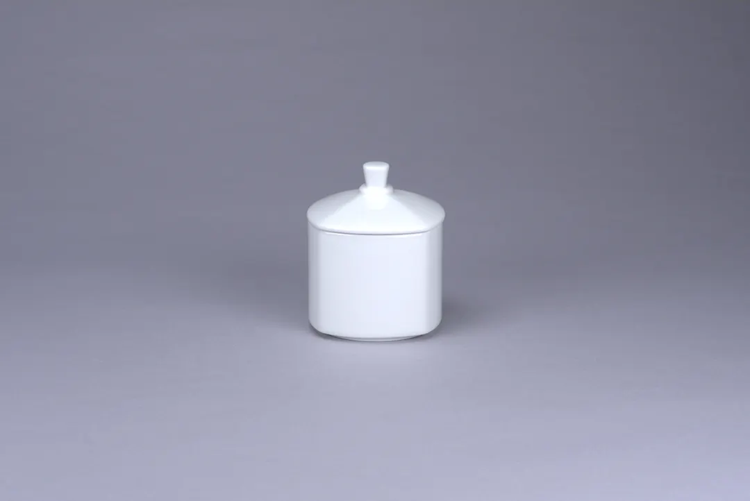 RAK Porcelain PLSKSU25 Sugar Bowl With Lid, 3.33" Diameter, 8.4 oz White Porcelain - 6/Case