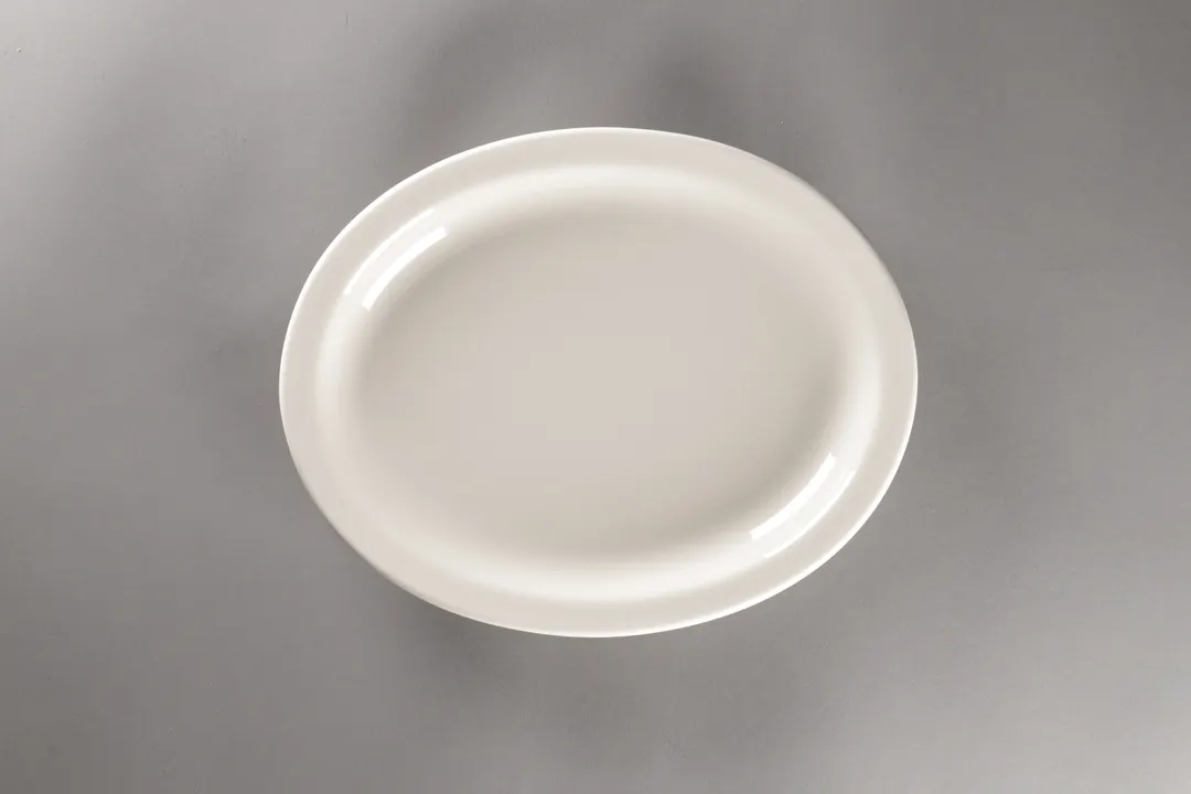 RAK Porcelain YONOP28 Oval Platter, 11.2" x 9.0" Porcelain, White, Edge, Narrow Rim - 6/Case