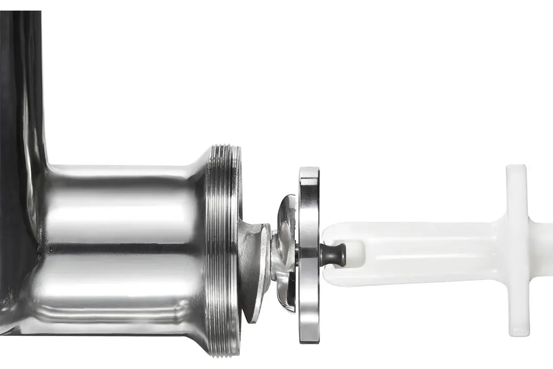 Hamilton Beach 09-0801-W Grinder, 0.5HP 350W 120V, #8 Hub, 4-6 lbs/min, 4.5mm & 7mm Plates, 4 Sausage Funnels 10-40mm
