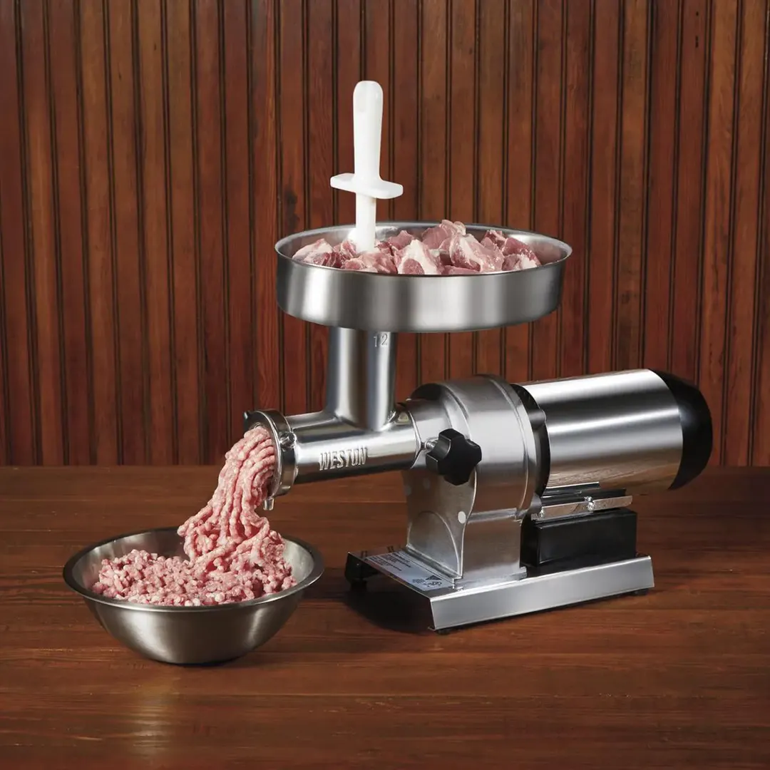 Hamilton Beach 09-1201-W Meat Grinder, 3/4 HP, #12 Hub, 360-540 lbs/hr, 4.5mm & 7mm Stainless Steel Plates, 560W 120V