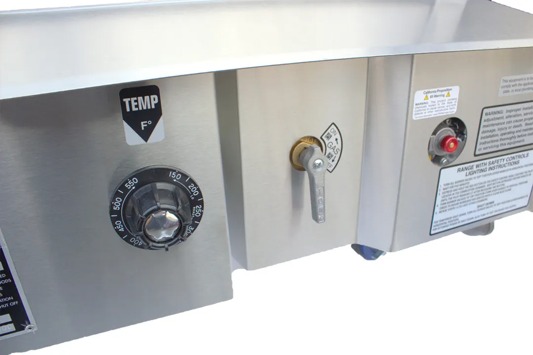 Town SM-24-L-SS-N 24" Masterrange® Smokehouse with Natural Gas, Left Hinged Door - 45,000 BTU