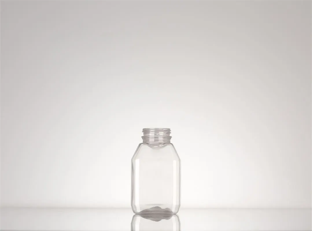 Captiva Containers JBRCC-8OZ-38(DBJ)/BX 8oz Round Clear Bottle, 38mm Diameter - 1/Box