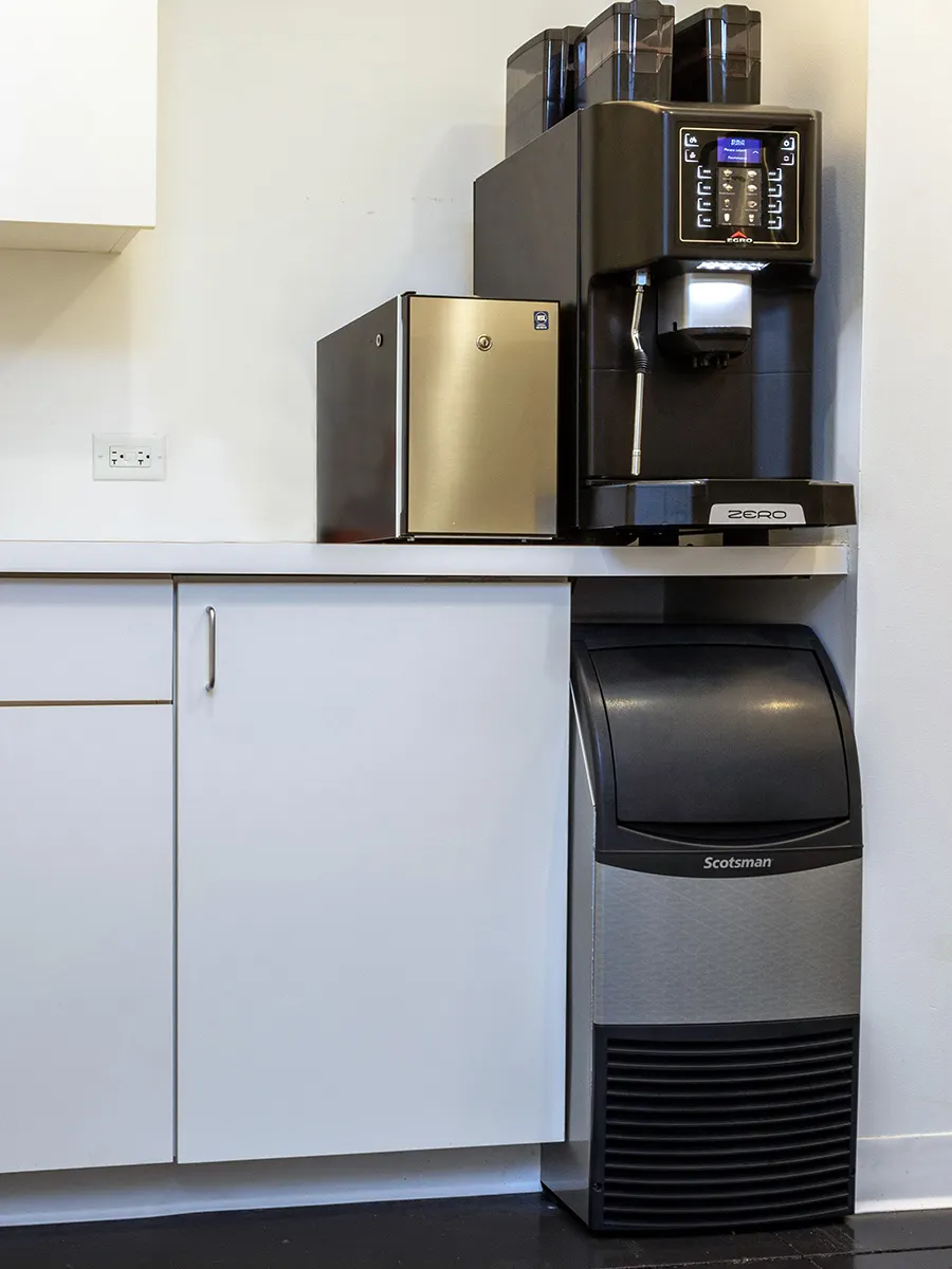 Scotsman CU0415MAX-1 Undercounter Ice Maker 15" Steel, 60 lb/Day, 36 lb Bin, R290, 115V, ADA